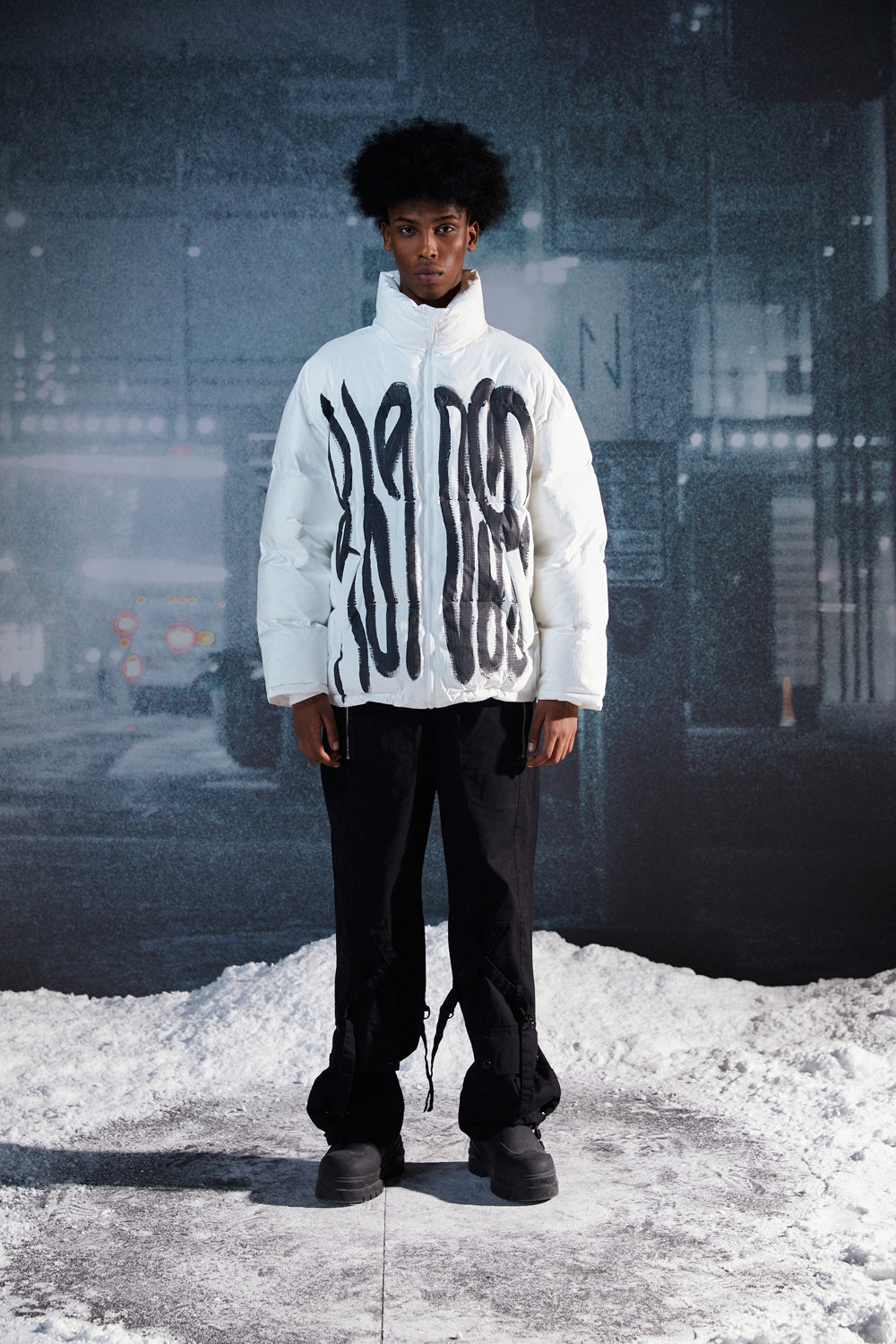 R69 DEVOUR REALITY JACKET