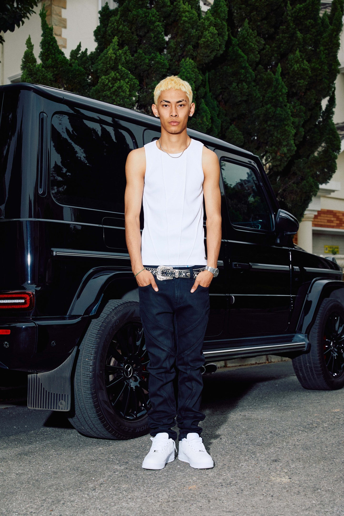 R69 HANDCUFF JEANS PANTS