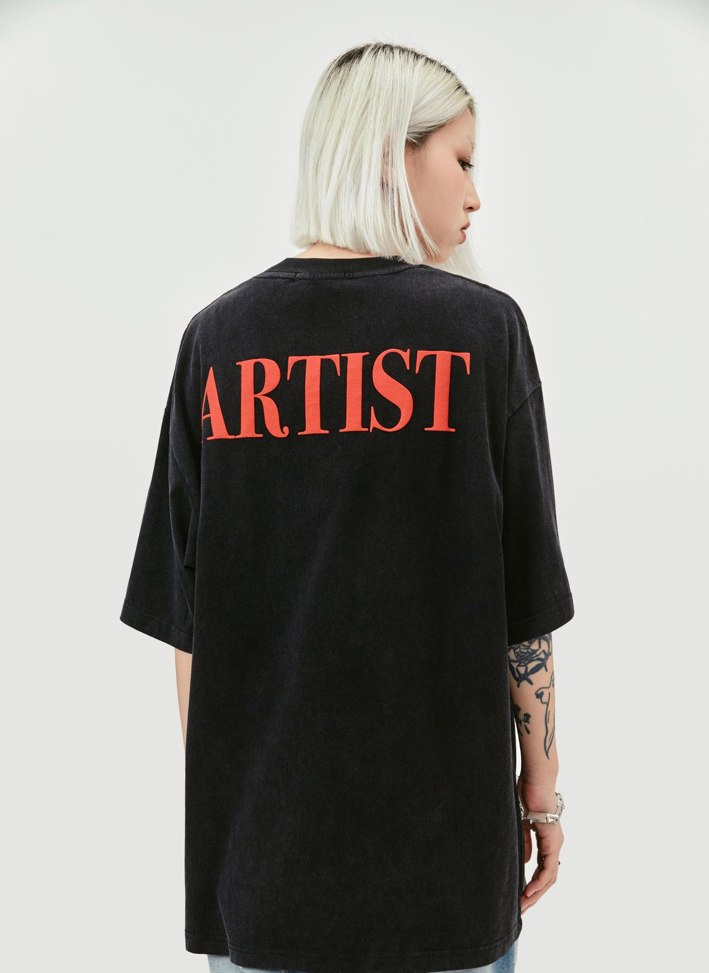 ARTIST T-SHIRT