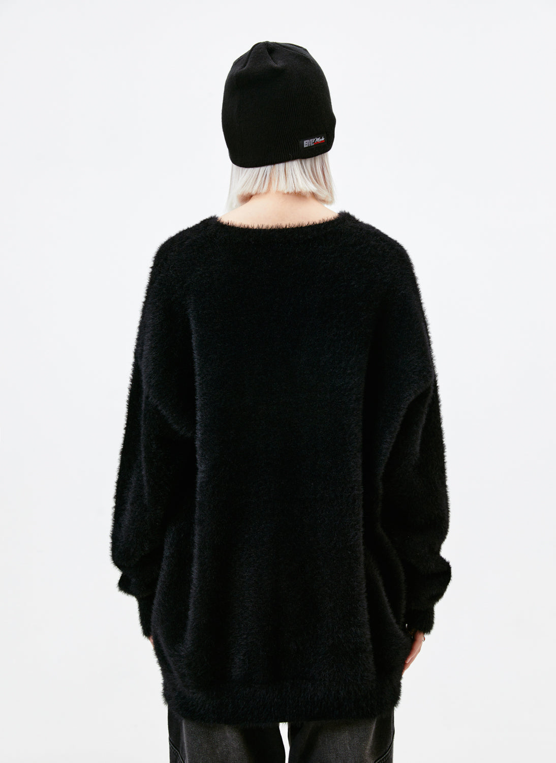 I'M NOT ICE COLD, I JUST SOCIAL PHOBIA KNITWEAR