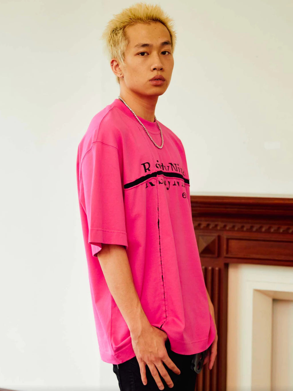 R69 VOIDLINE T-SHIRT