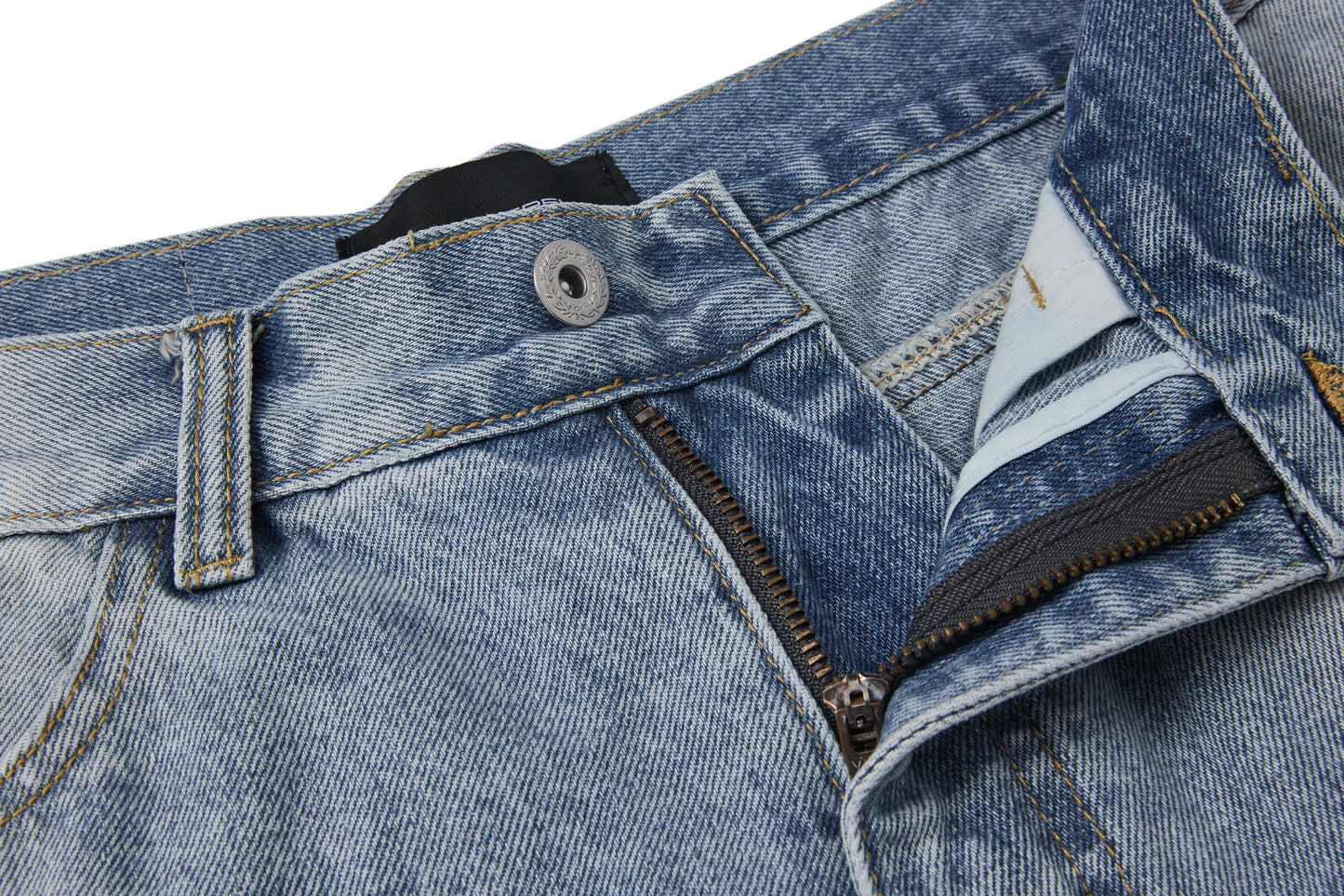 FROST BAGGY CAPRI PANTS