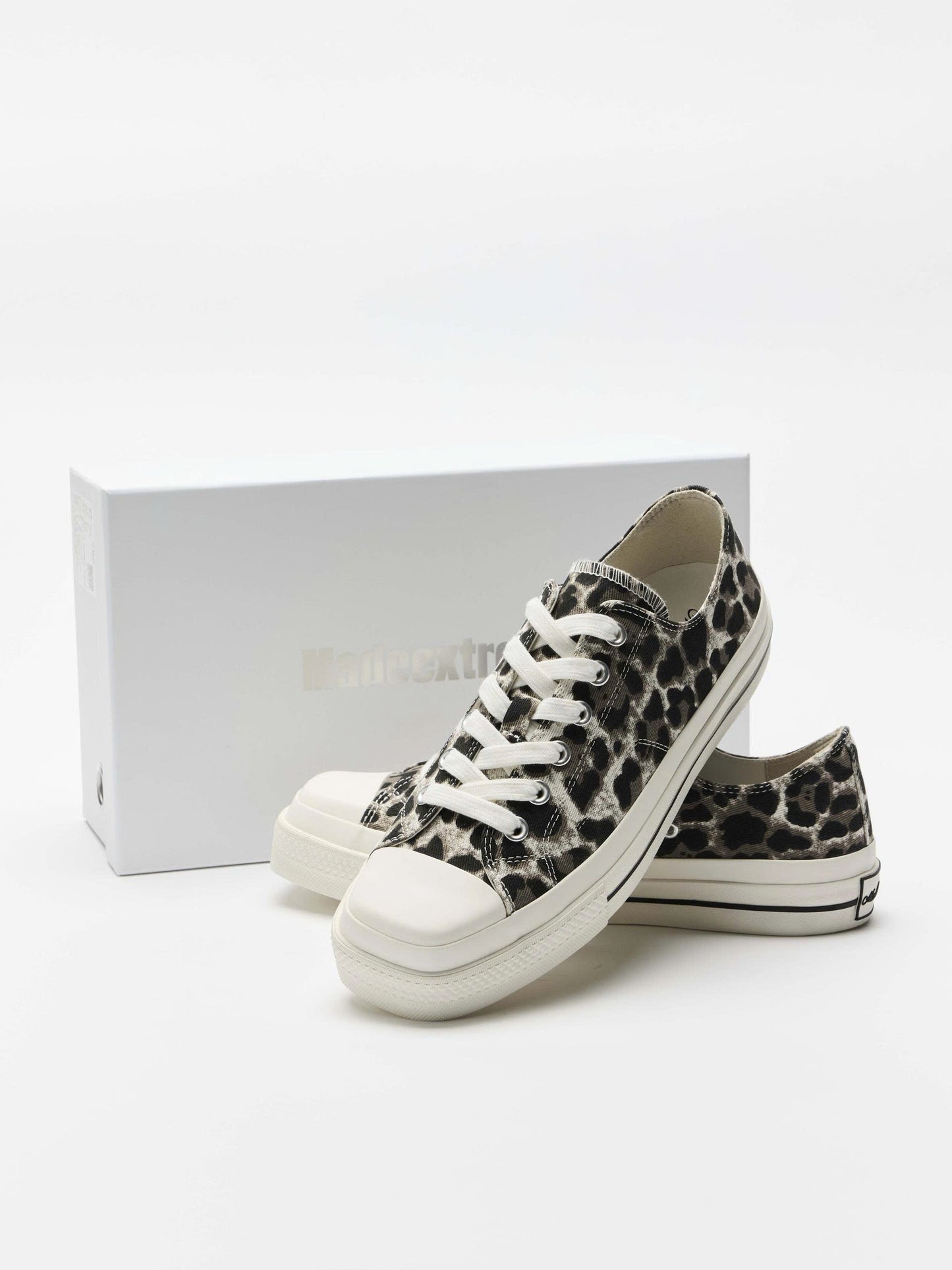 SAVAGE STEP CANVAS SHOES