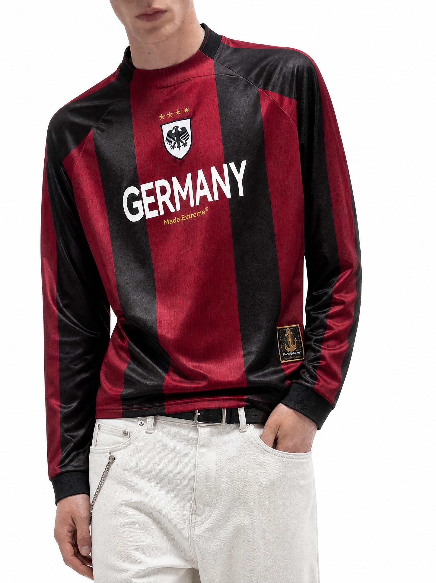 DIE MANNSCHAFT LONG-SLEEVE