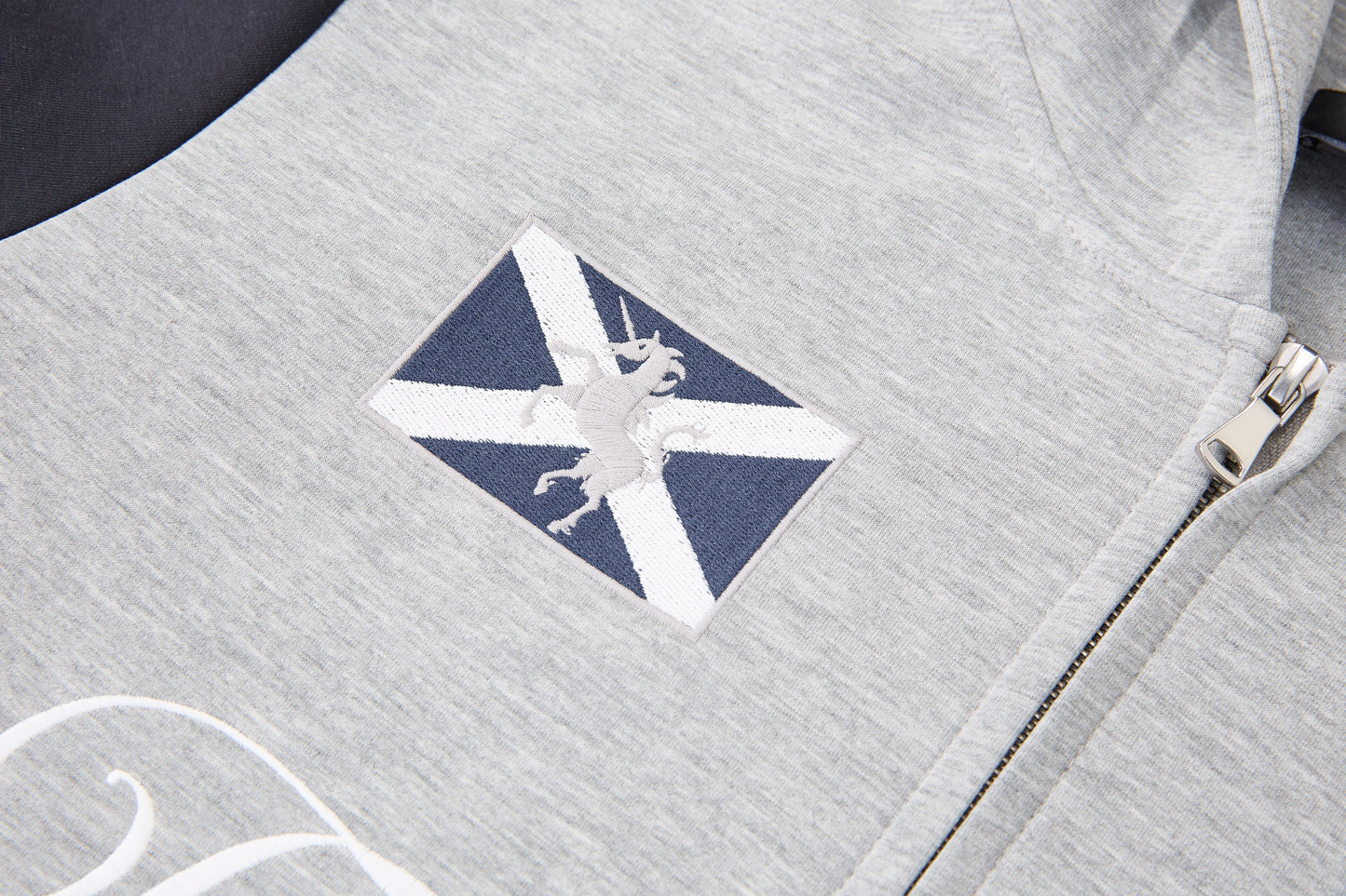 BEYOND LIMITS HOODIE ZIP