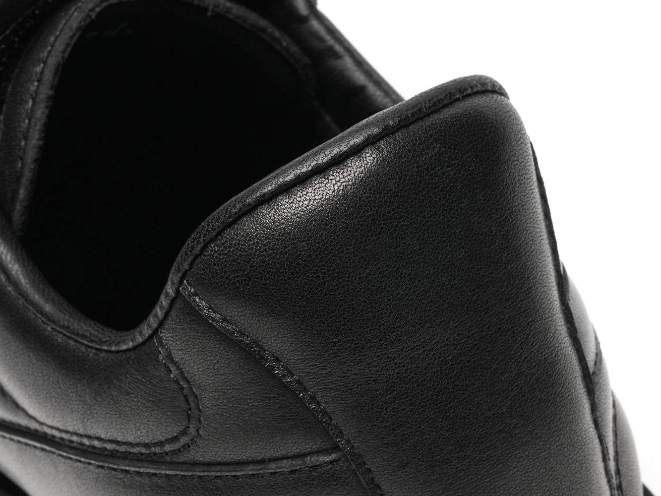 BLACKOUT LEATHER SHOES