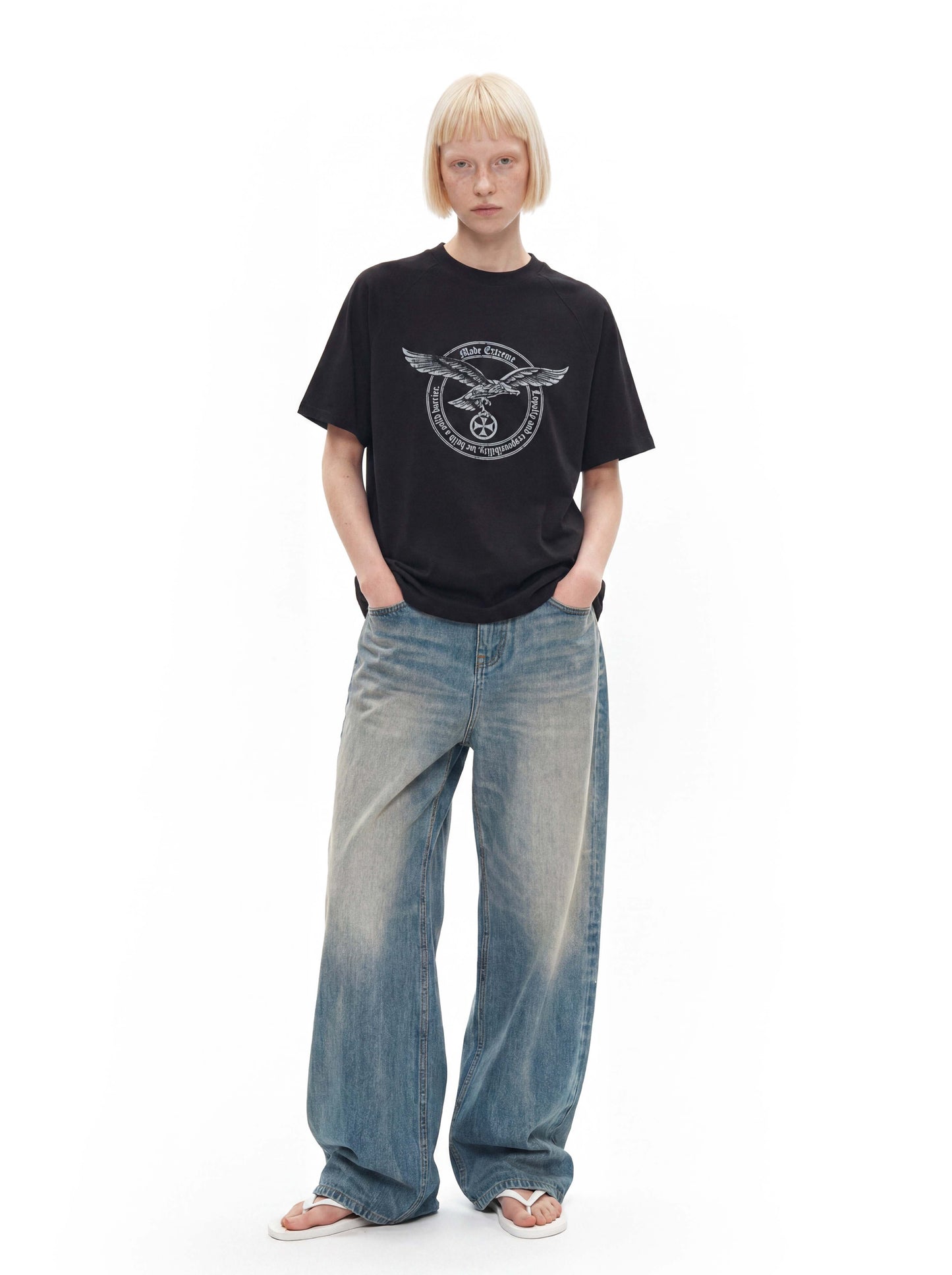 BLACK CREST TSHIRT