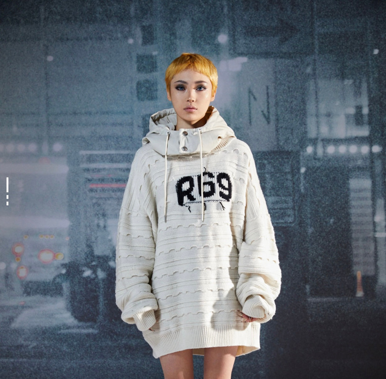 R69 SNOWBASE KNITWEAR