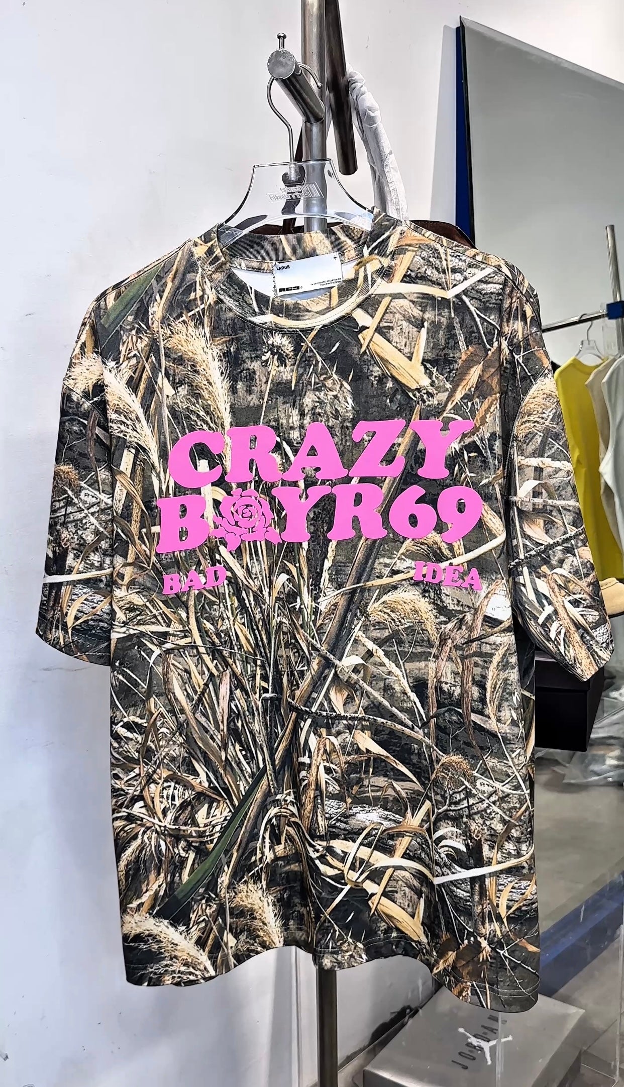 R69 CRAZY BOY T-SHIRT