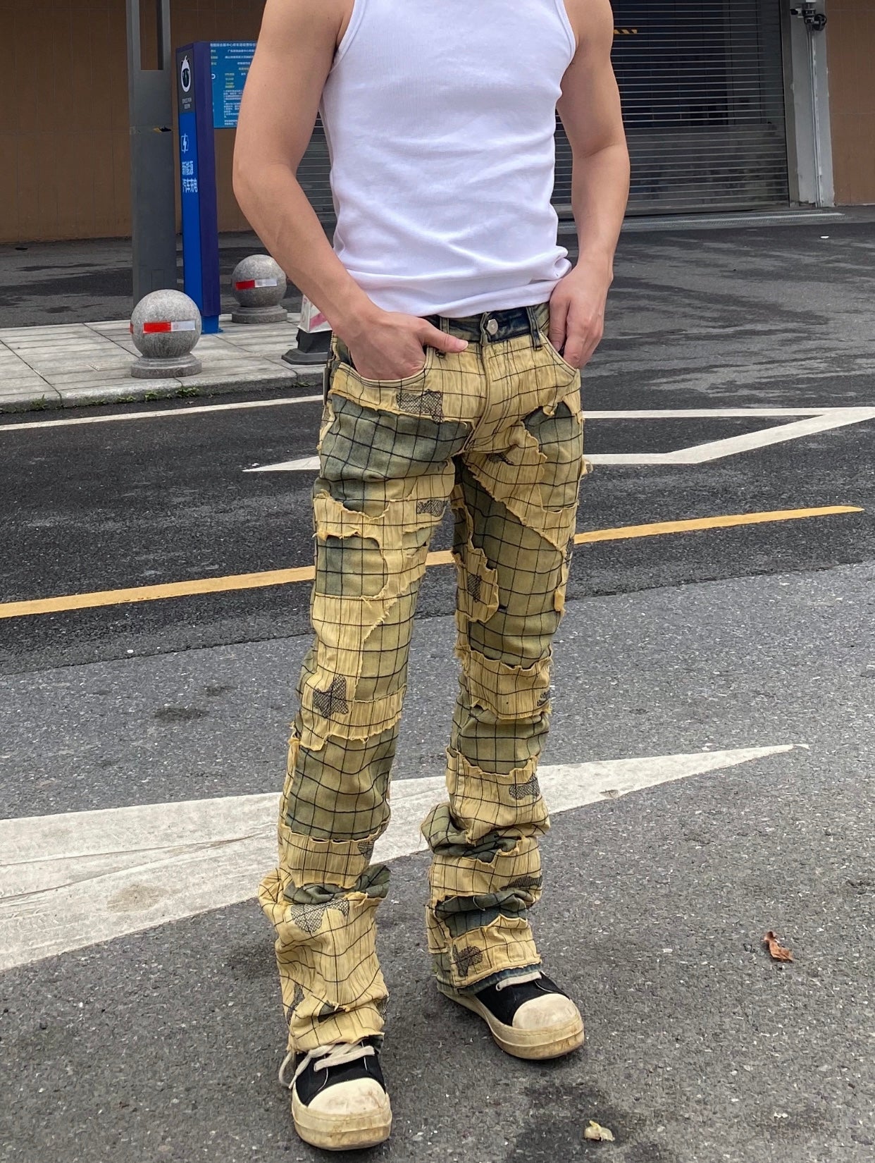 R69 FRAGMENT FLUX JEANS PANTS