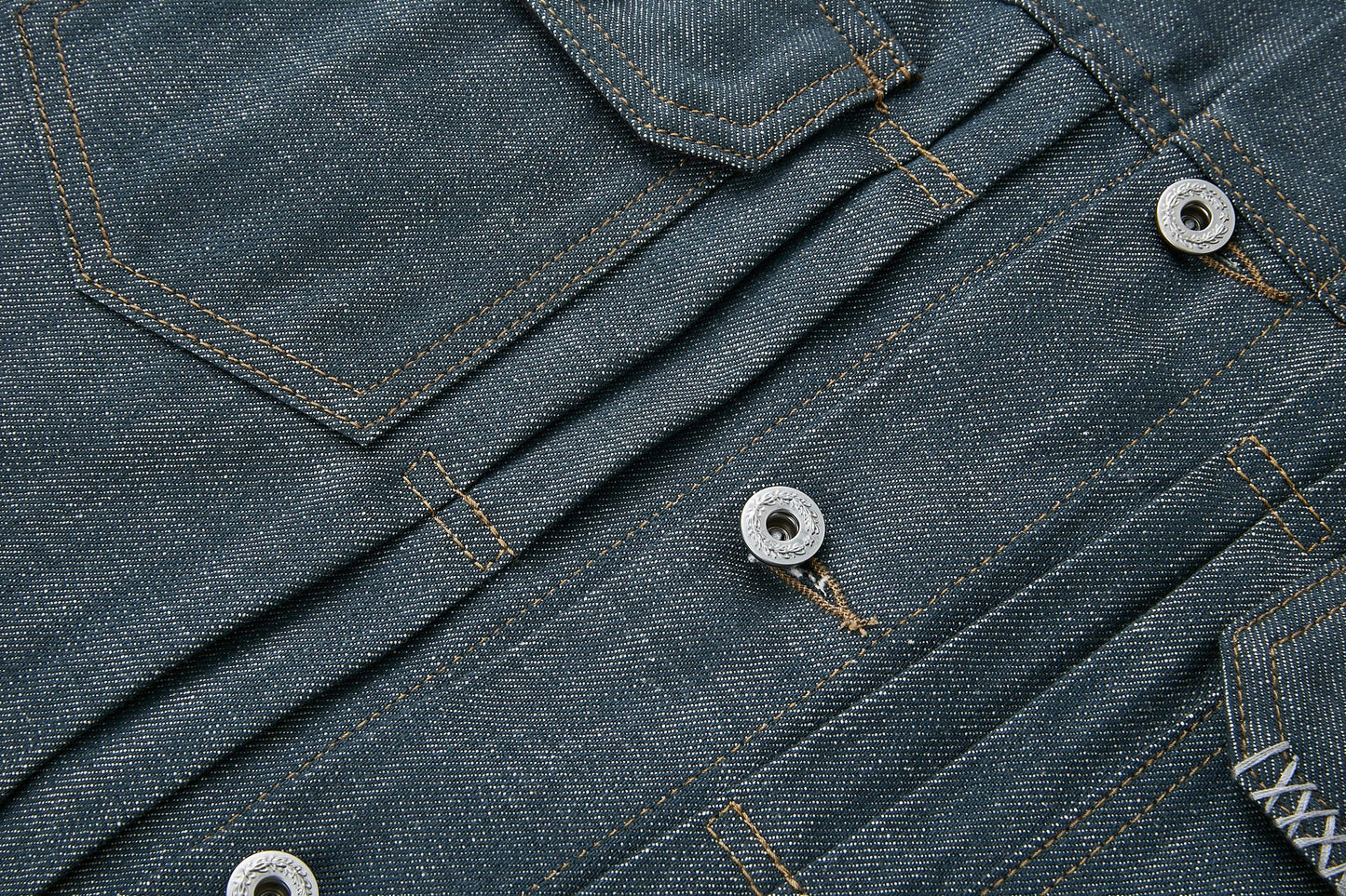 RUGGED CUT DENIM JACKET