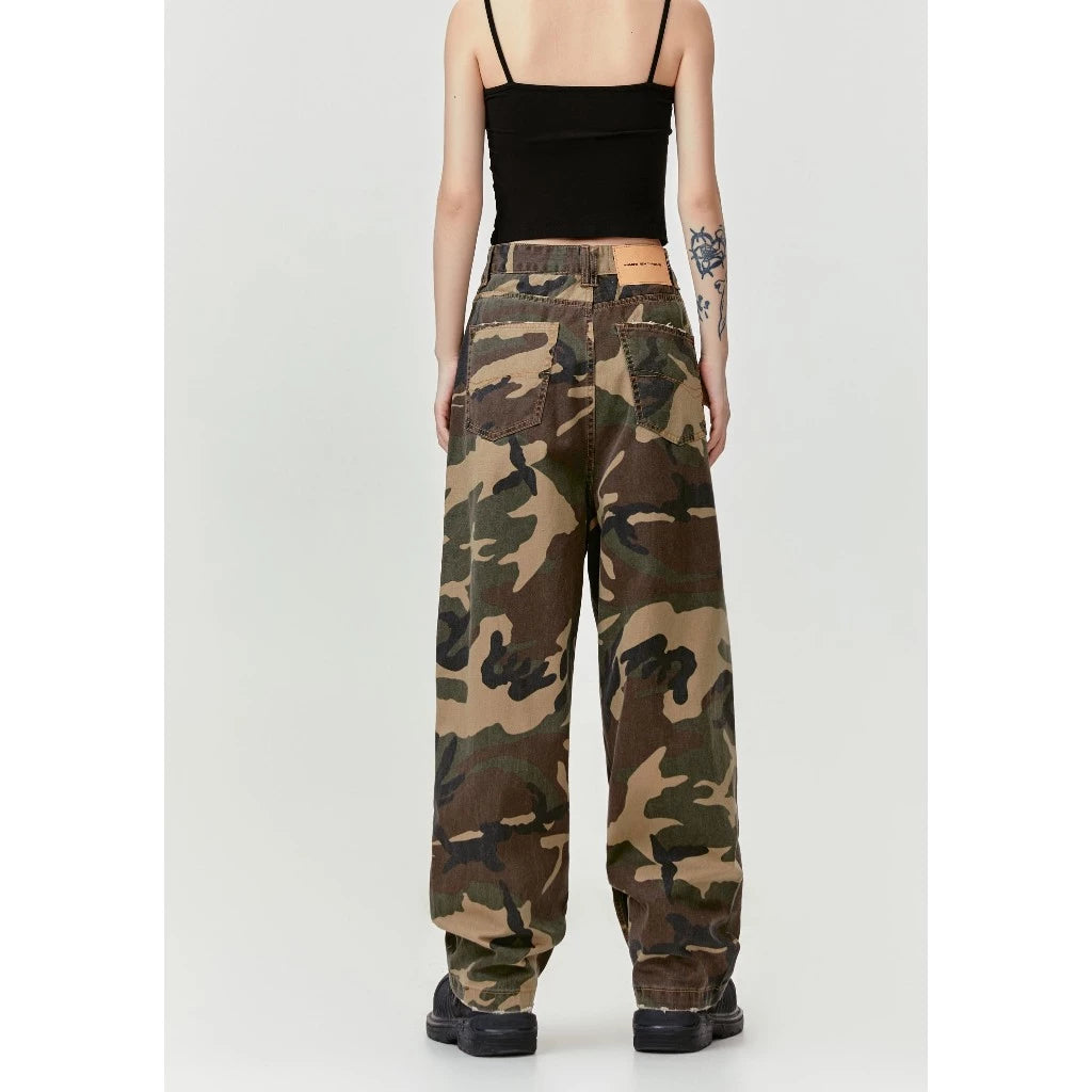 NARRATIVE KAKI PANTS