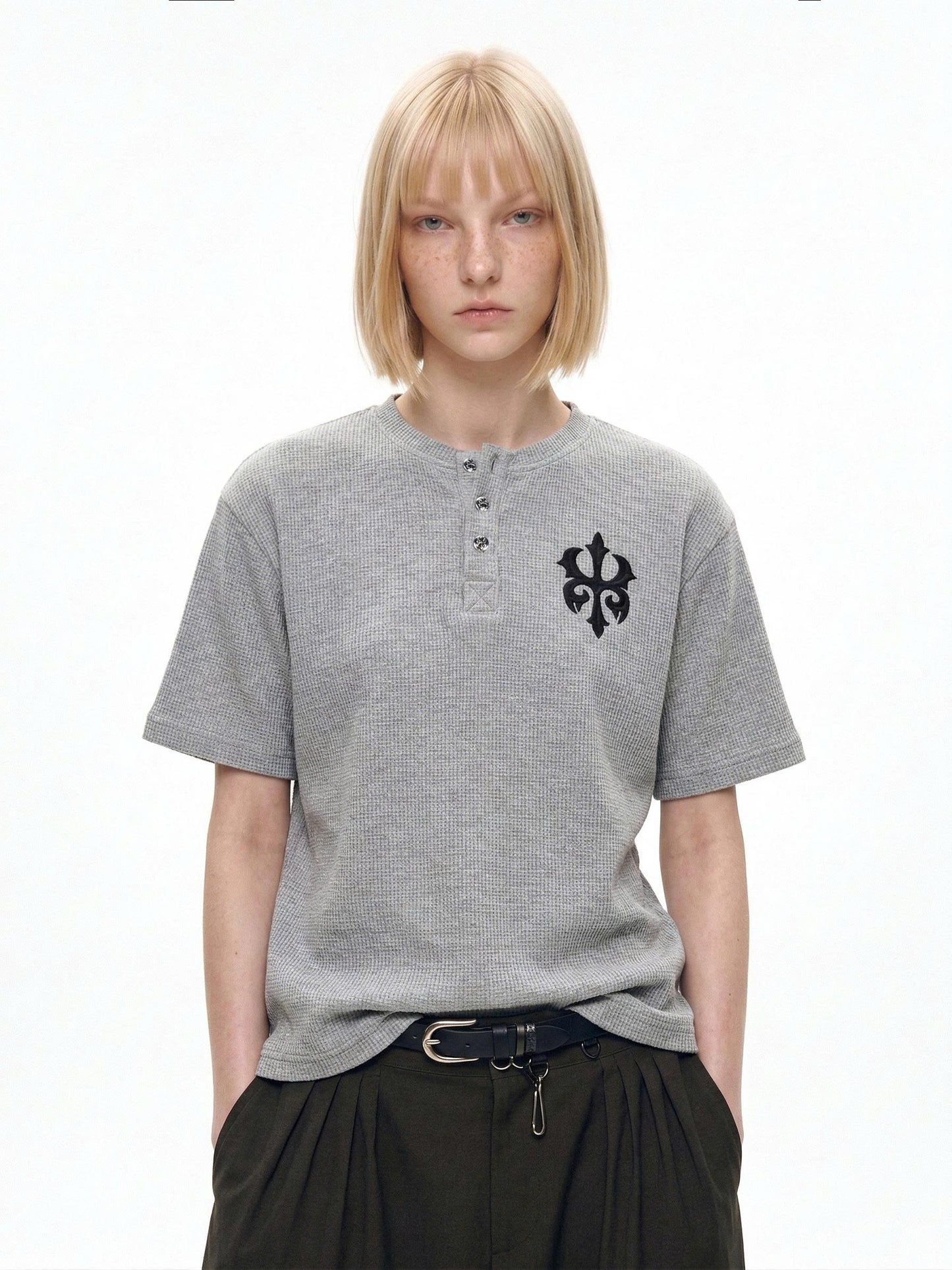 DYNASTY CREST TSHIRT